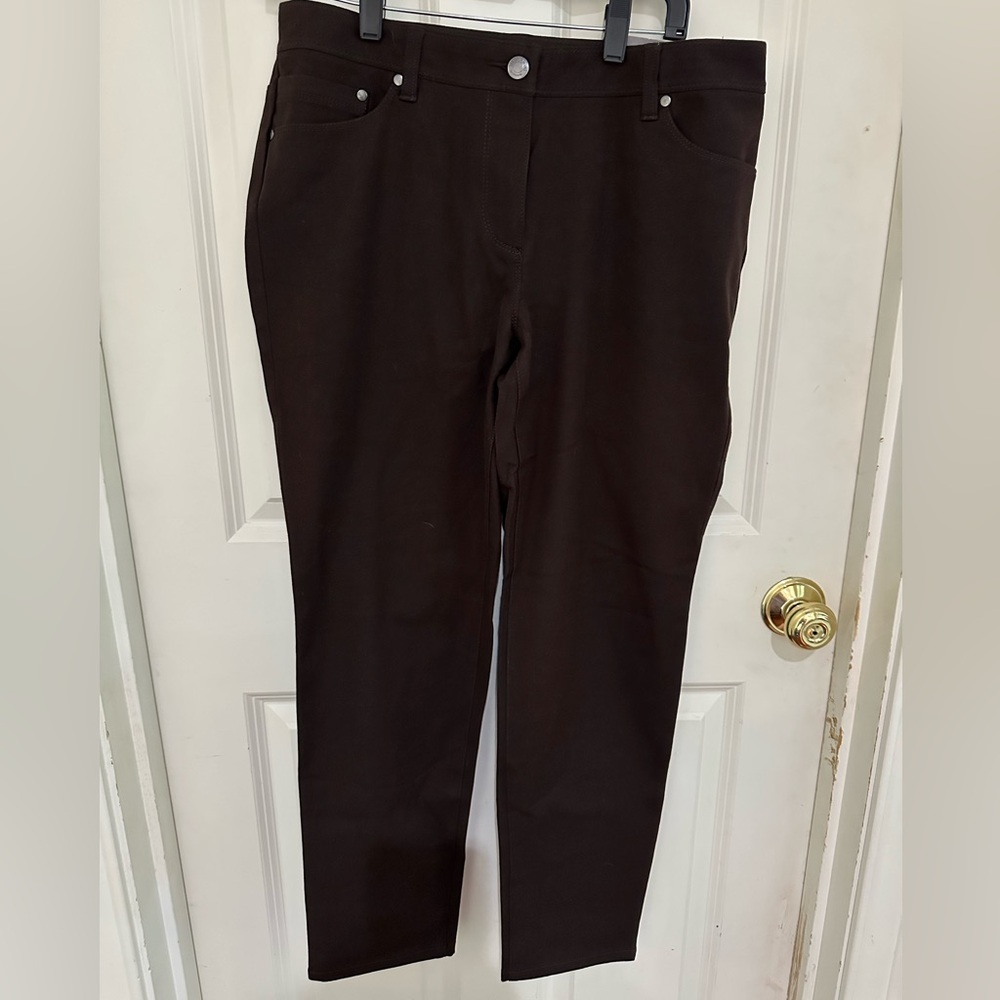 Chico’s so slimming Women's Brown Slim Fit Pants size 1.5 / medium/10 short - Picture 2 of 9